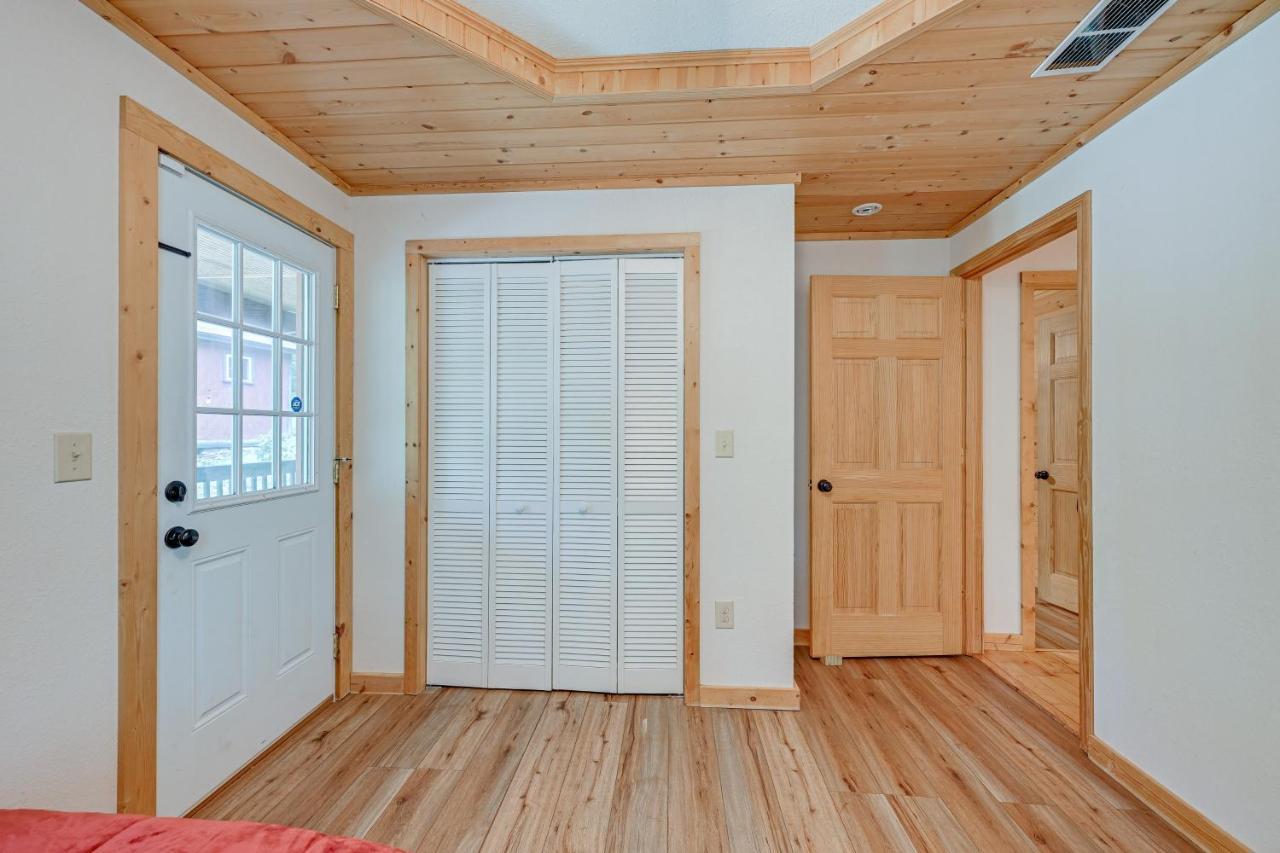 Smoky Mountain Cabin With Camping Area And Fire Pit! Whittier Luaran gambar