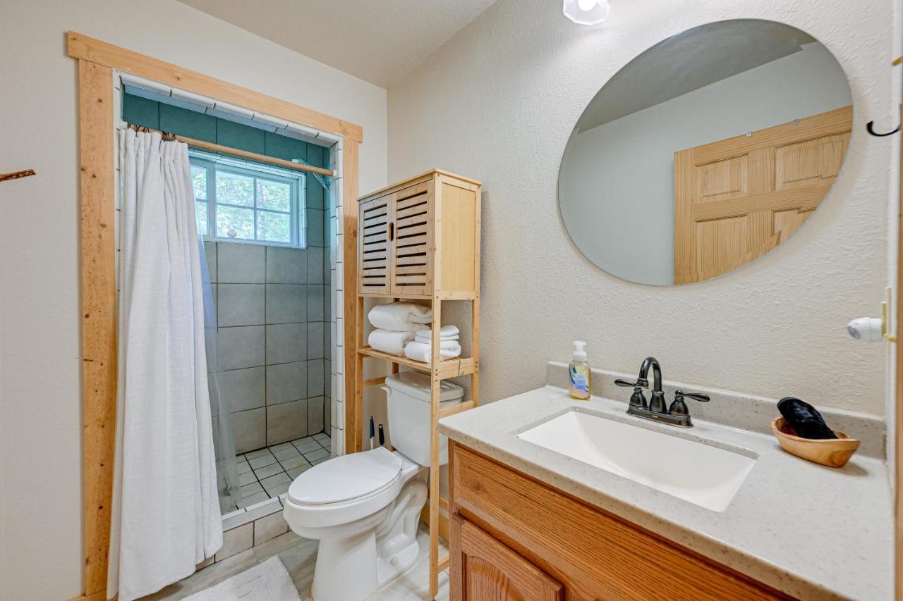 Smoky Mountain Cabin With Camping Area And Fire Pit! Whittier Luaran gambar