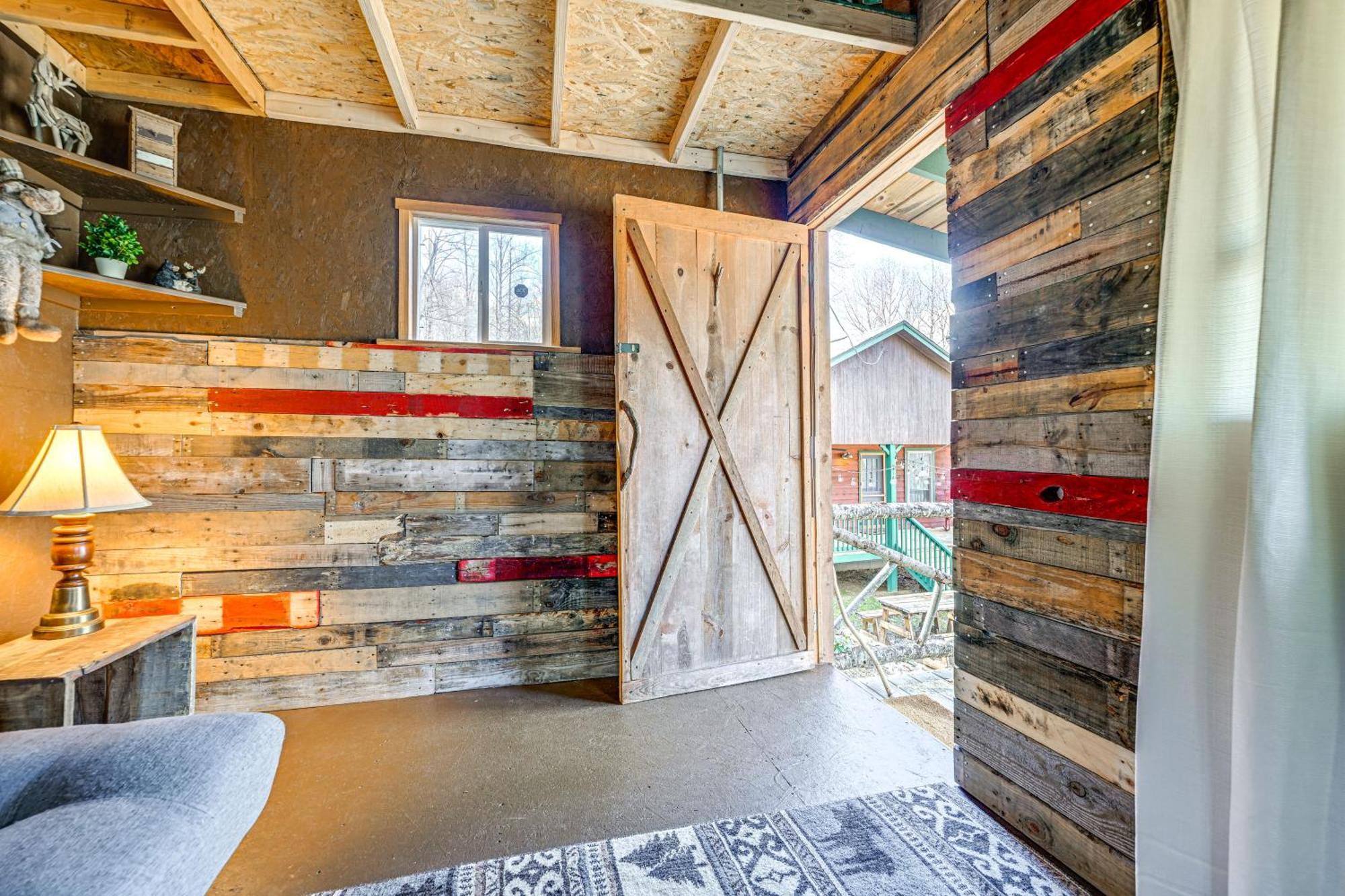Smoky Mountain Cabin With Camping Area And Fire Pit! Whittier Luaran gambar