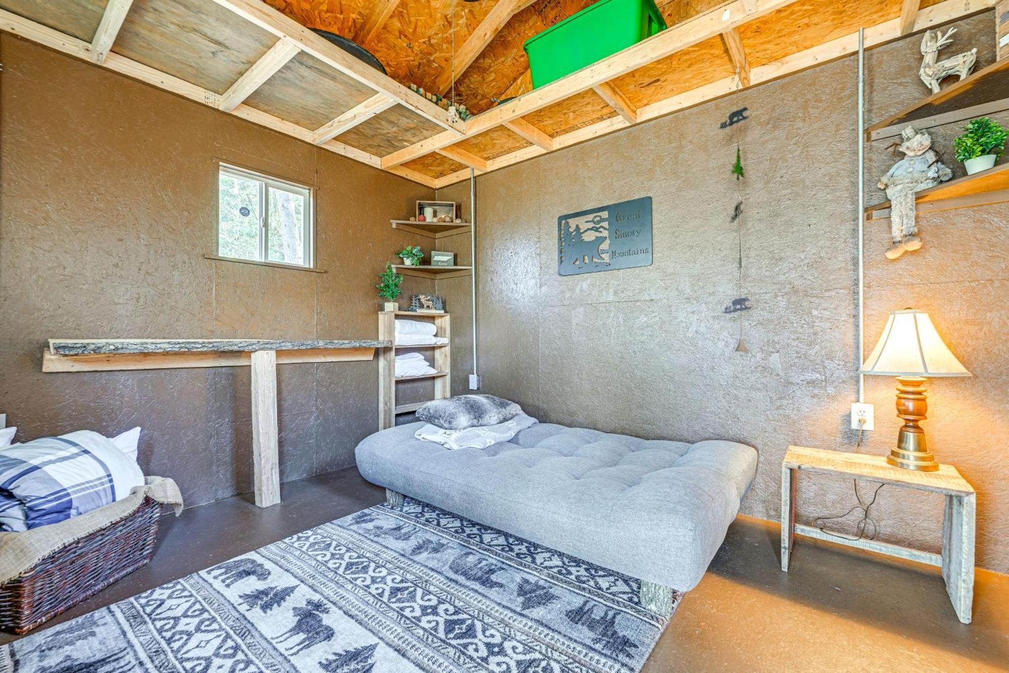 Smoky Mountain Cabin With Camping Area And Fire Pit! Whittier Luaran gambar