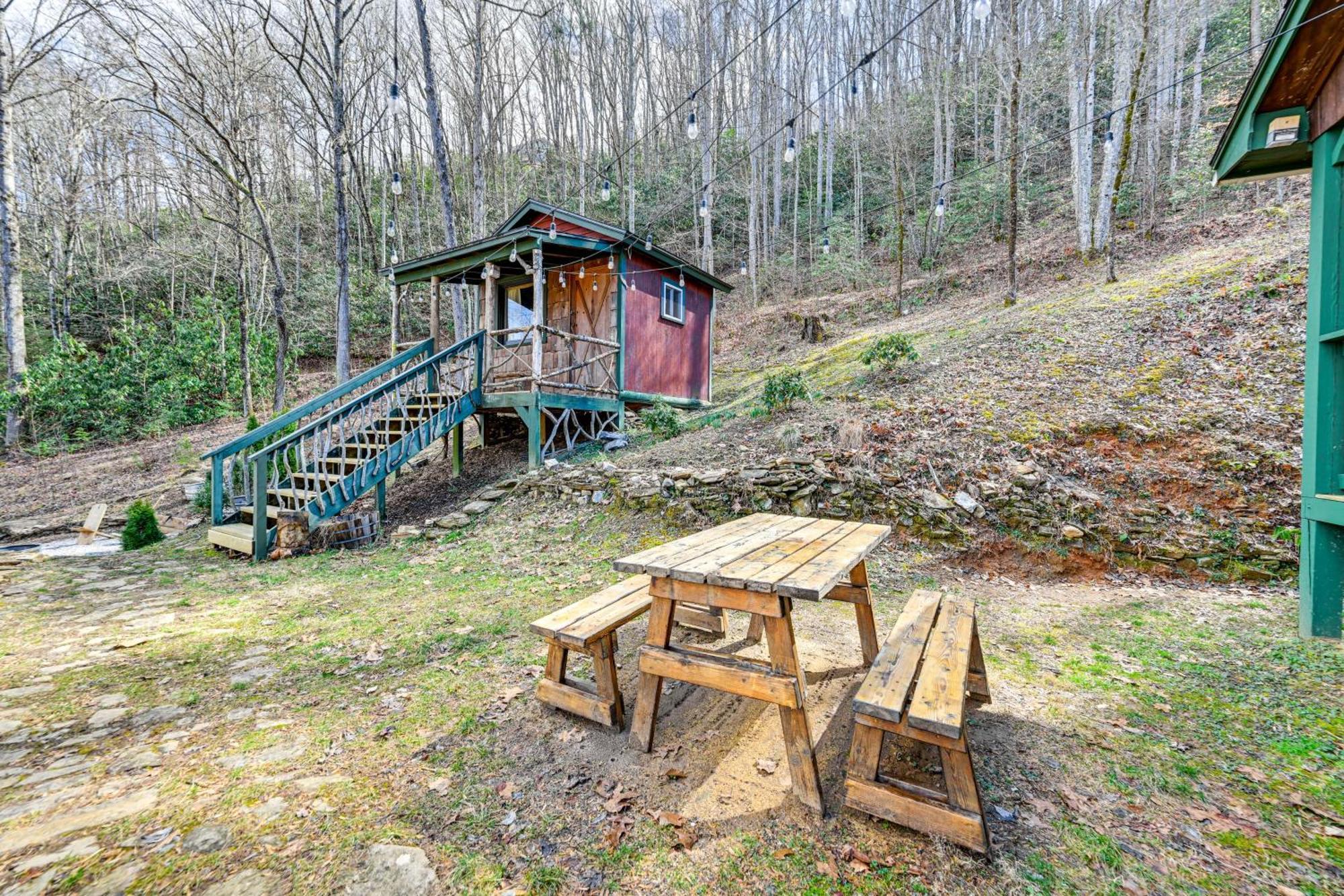 Smoky Mountain Cabin With Camping Area And Fire Pit! Whittier Luaran gambar